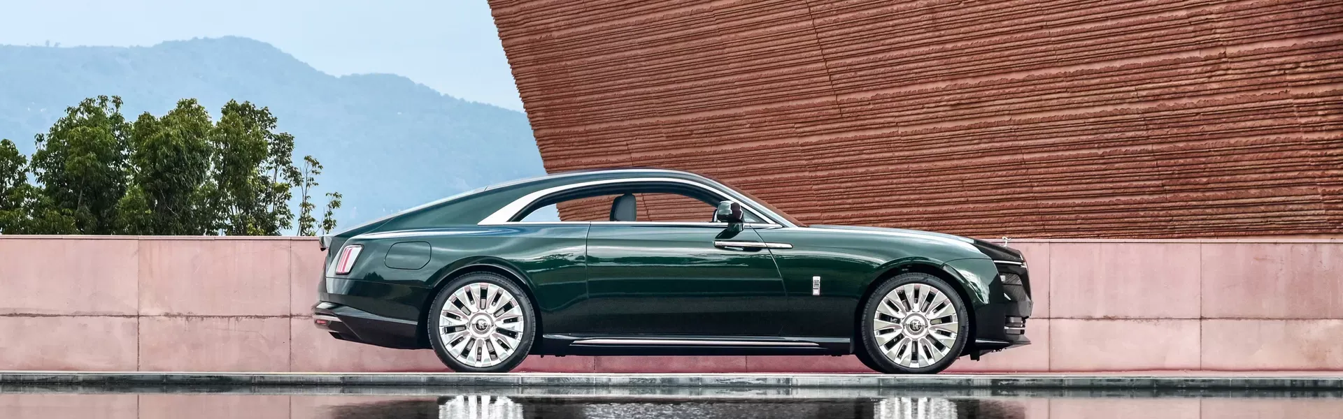 rolls_royce_spectre